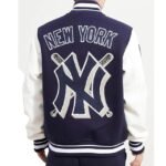 Men's New York Yankees Mash Up Jacket - Image 2